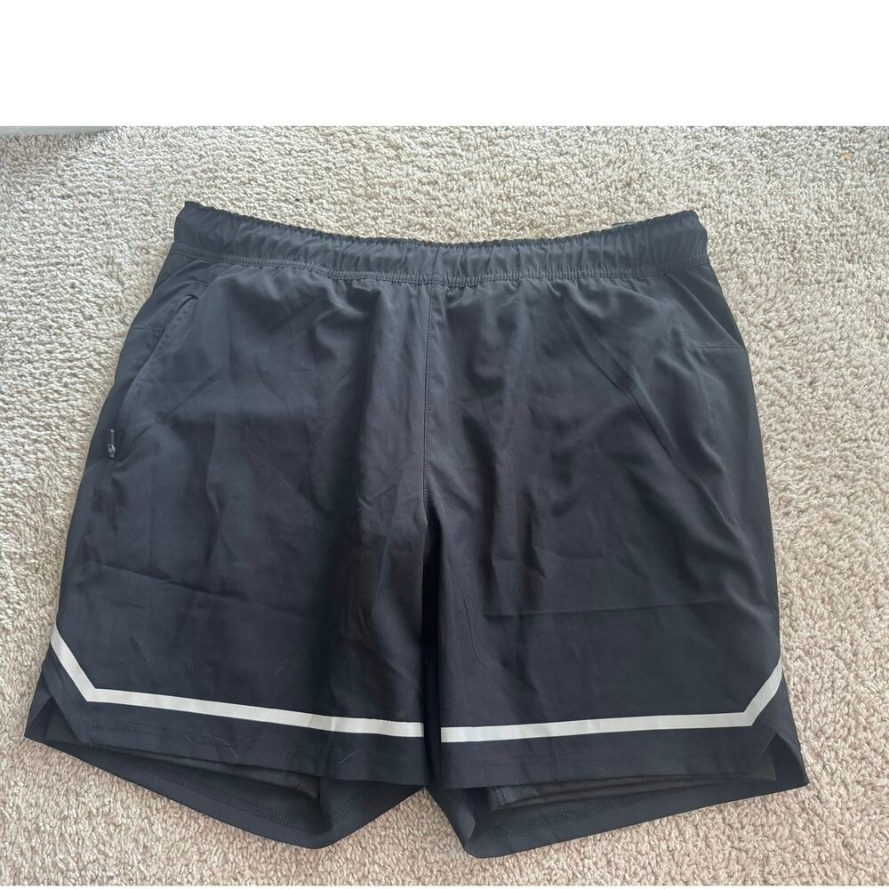 Motion Men’s 2.0 Train Shorts Size L Black Onyx 2-in-1 Lined NWT $55
